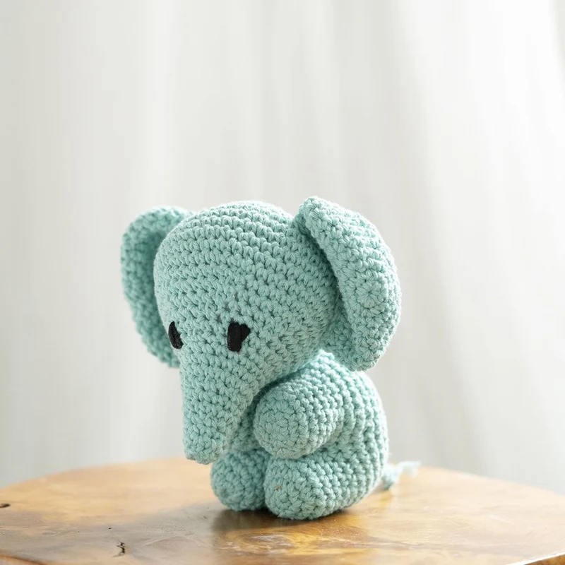 Hoooked DIY kit - Elephant Mo - spring