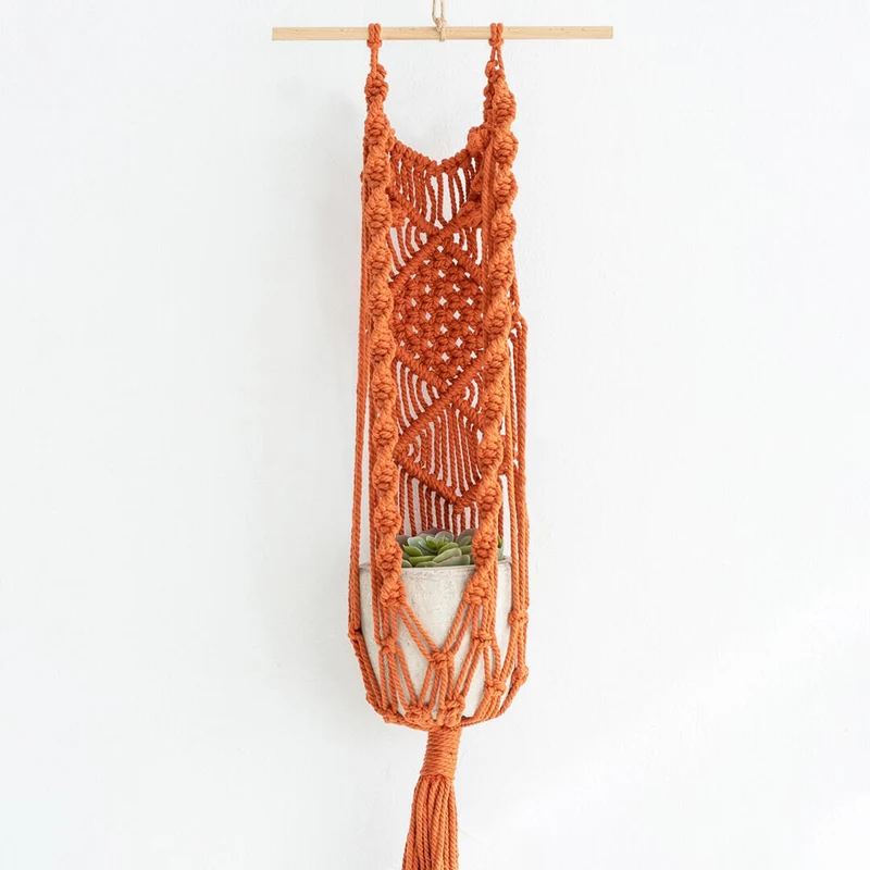 een BOHO macramé plantenhanger