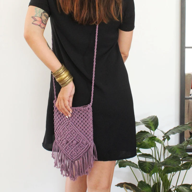 een Katia Macramé Cord Fine tasje
