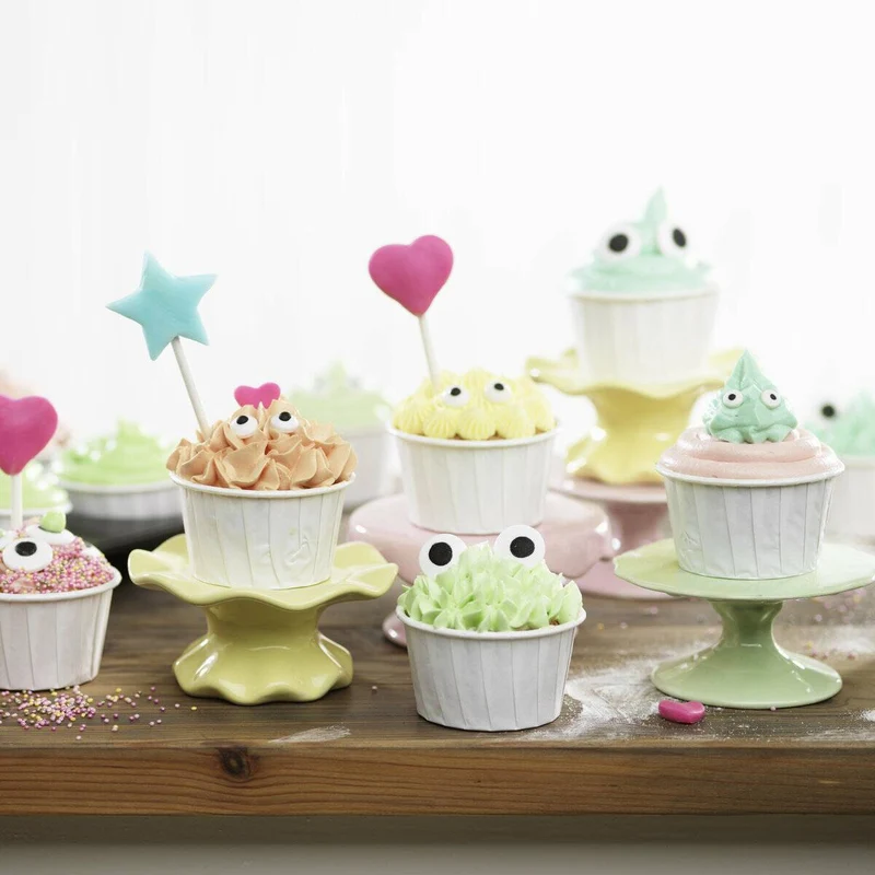 pastel cupcakes