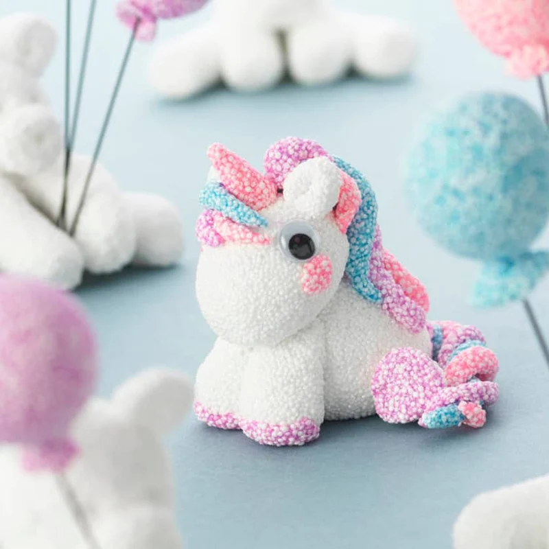 een unicorn van klei